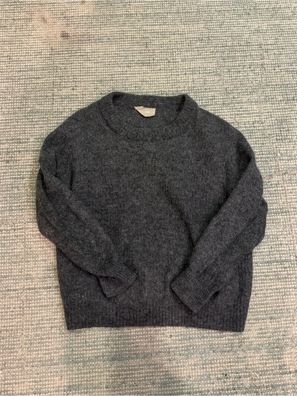 Everlane Women's Dark Gray Crewneck Sweater